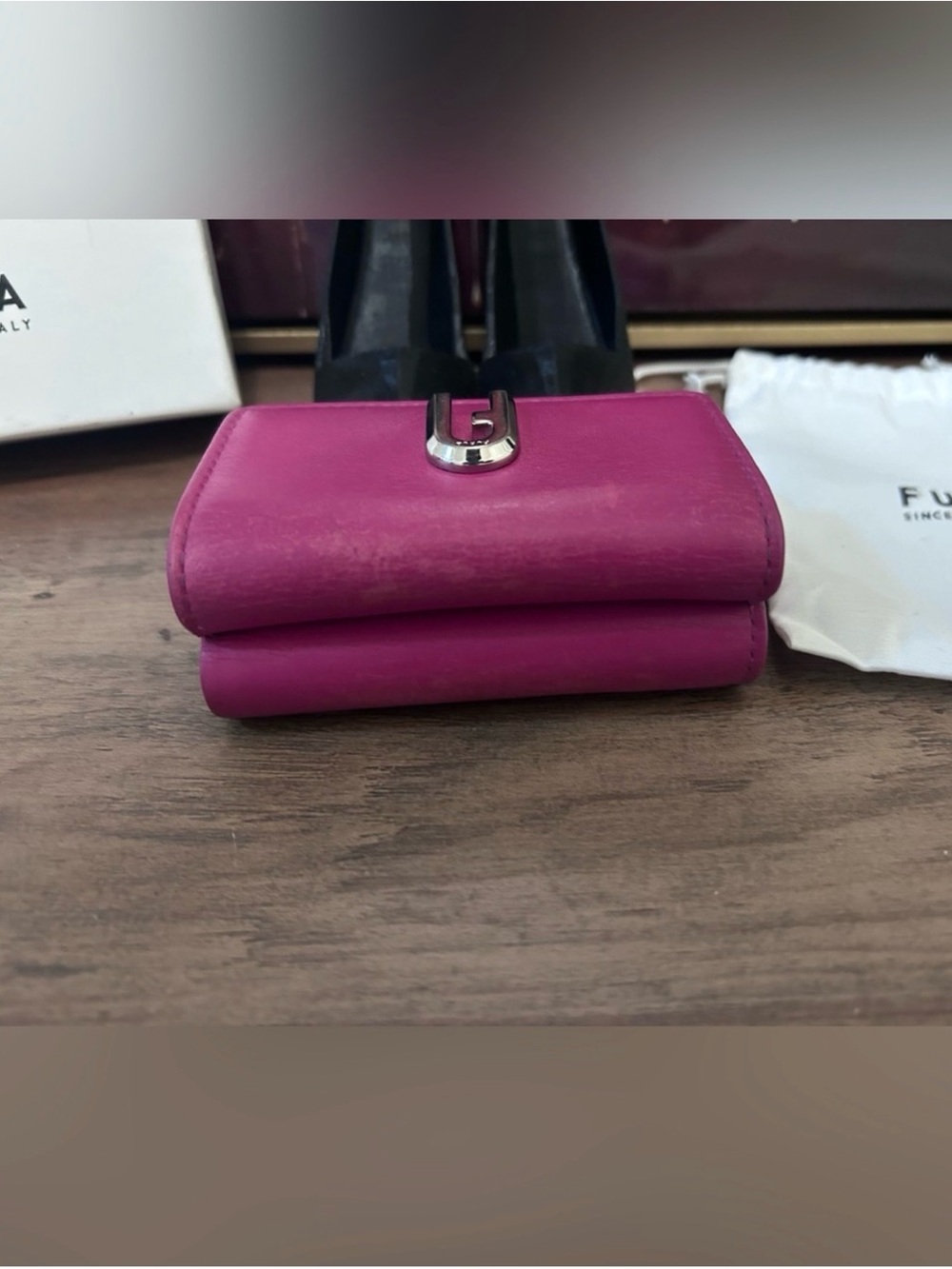 Furla Fuchsia Leather Mini Wallet with Silver Logo includes box and dusty - Picture 5 of 8